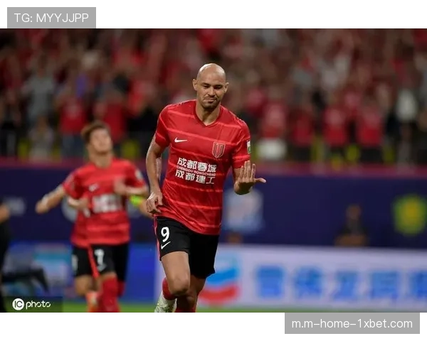 延吉头球双响击溃蓉城防线 町田泽维亚主场锁定晋级名额 延吉头球双响击溃蓉城防线 町田泽维亚主场锁定晋级名额